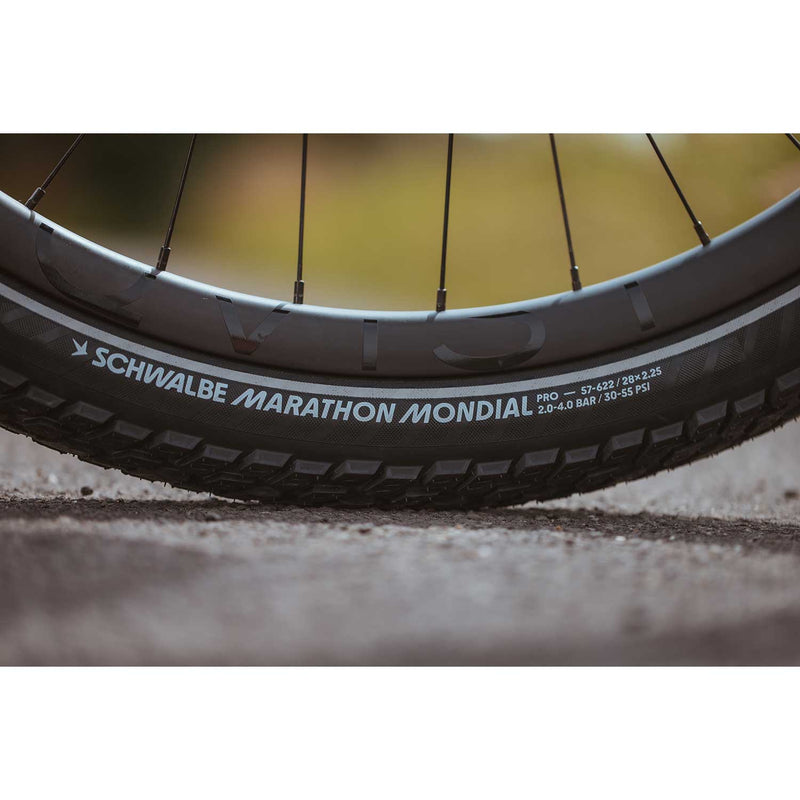 Schwalbe Marathon Mondial Pro Evo V-Guard DD Tyre Black / Reflective