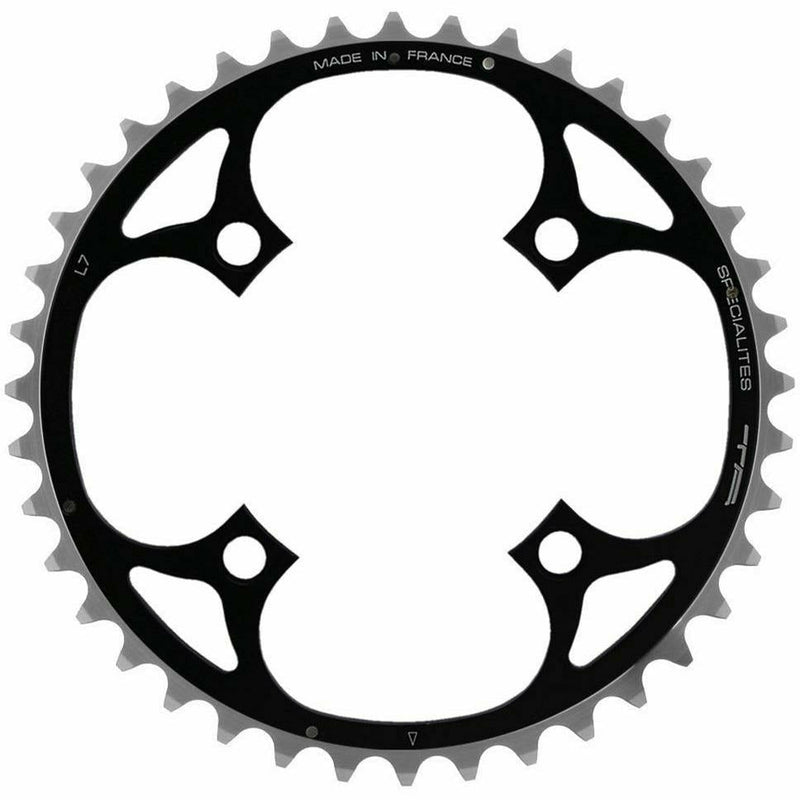 Specialites TA Chinook 4 Arm 104 PCD Middle Chainrings Black